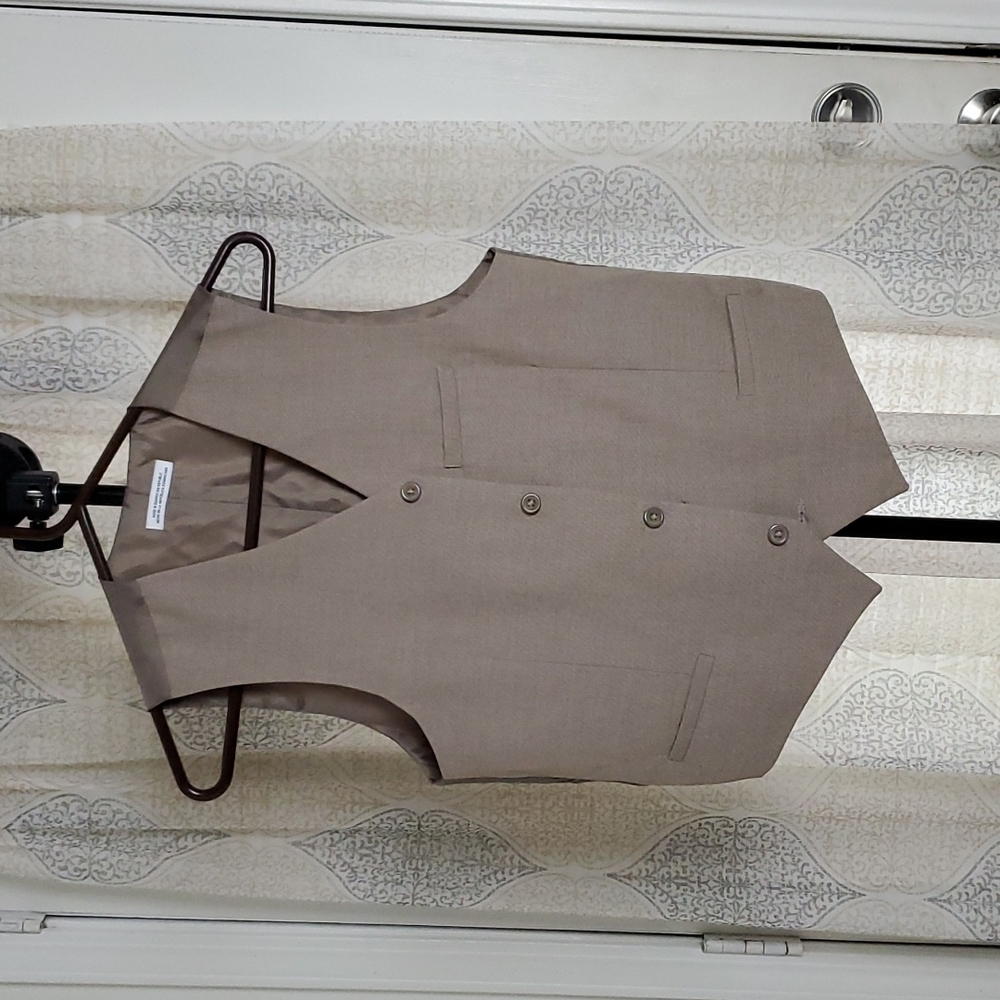 Izod Suit Vest